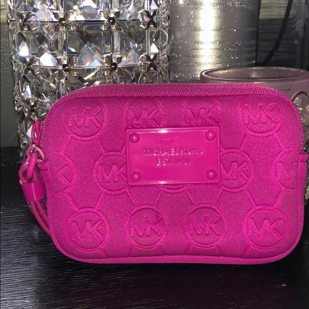 Michael Kors Wristlet